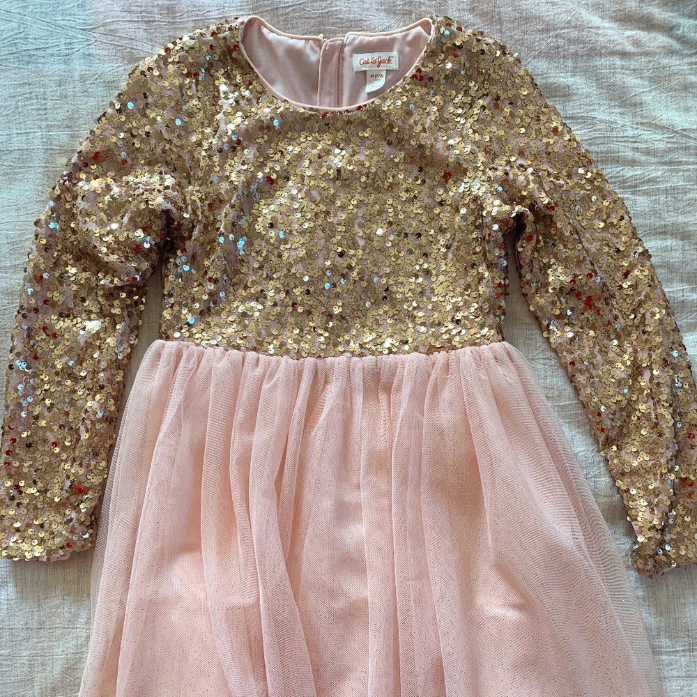 Girls Cat & Jack Dress Size M 7/8- Excellent Condition